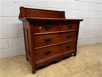 Vtg. 4-drawer Chest of Drawers