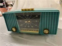 Electrahome Roland Series Radio