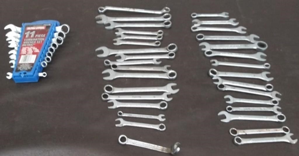 Box 41 Wrenches-Craftsman, Powerbuilt, Misc