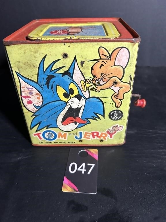 Tom & Jerry In The Box Music Box