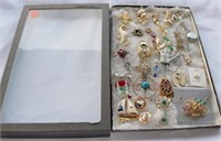 COLLECTION VINTAGE COSTUME JEWELRY INC. SEA