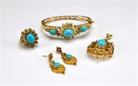 Yellow gold and turquoise suite