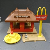 Vintage Playskool McDonalds Toy Shop