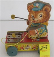 VINTAGE FISHER PRICE PULL TOY