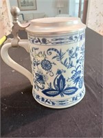 GERMAN LIDDED BEER STEIN TANKARD EDITION ALT