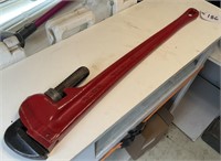 RIGID 33" Pipe Wrench