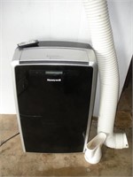 Honeywell Air Conditioner w/Remote