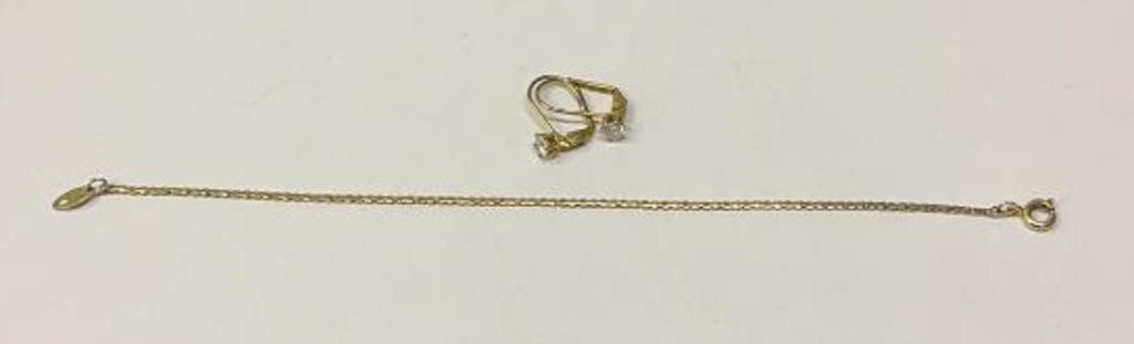Gold Tone Bracelet & Earrings