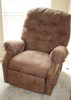 TUFTED BACK RECLINER