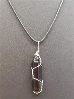 18" necklace withwire wrapped  pendant