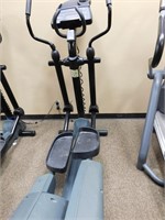 Life Fitness Elliptical 9100