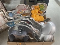 Character cake pans