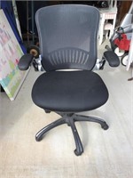 Office Chair Mesh Back Rolling Base Adjustable