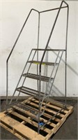 4' Metal Staircase