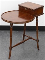 Hekman Furniture Regency Style Side Table
