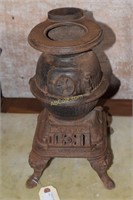 Vintage Potbelly Stove, Measures: 8"W x 9"D x
