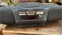 SONY PORTABLE CD.CASSETTE PLAYER