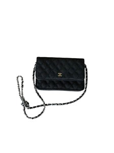 Chanel crossbody chain link purse