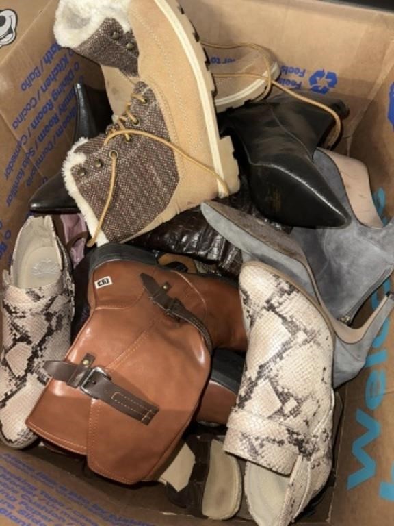 Large lot of ladies shoes