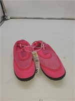 Pink 13/1 water shoes