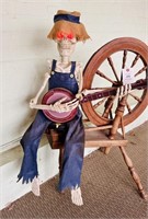 Spinning Wheel and Decor