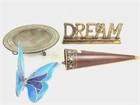 Home decor includes dream Sign