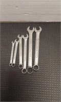 Assorted wrenches