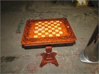 CHESS / LAMP GAME TABLE