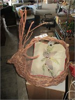 Reindeer Grapevine Basket & Pineapple Pillow