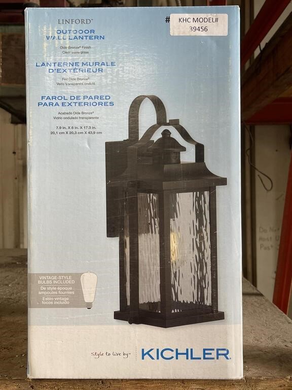 NIB Kichler Outdoor Wall Lantern