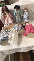 6 porcelain dolls