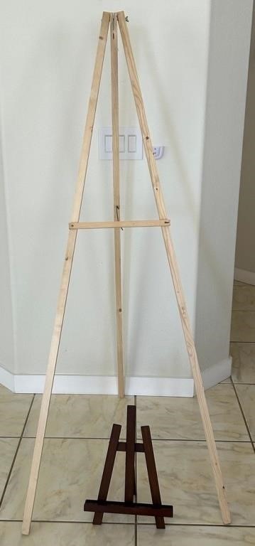 J - LOT OF 2 DISPLAY EASELS (K43 1)