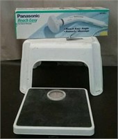 Box-Panasonic Easy Reach Massager, Step Stool, Bat