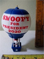 Hallmark Snoopy For President Hot Air Balloon LE