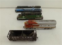 Great Northern Engine and Santa Fe Engine w/