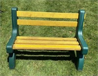 48in plastic and wood bench. Good condition