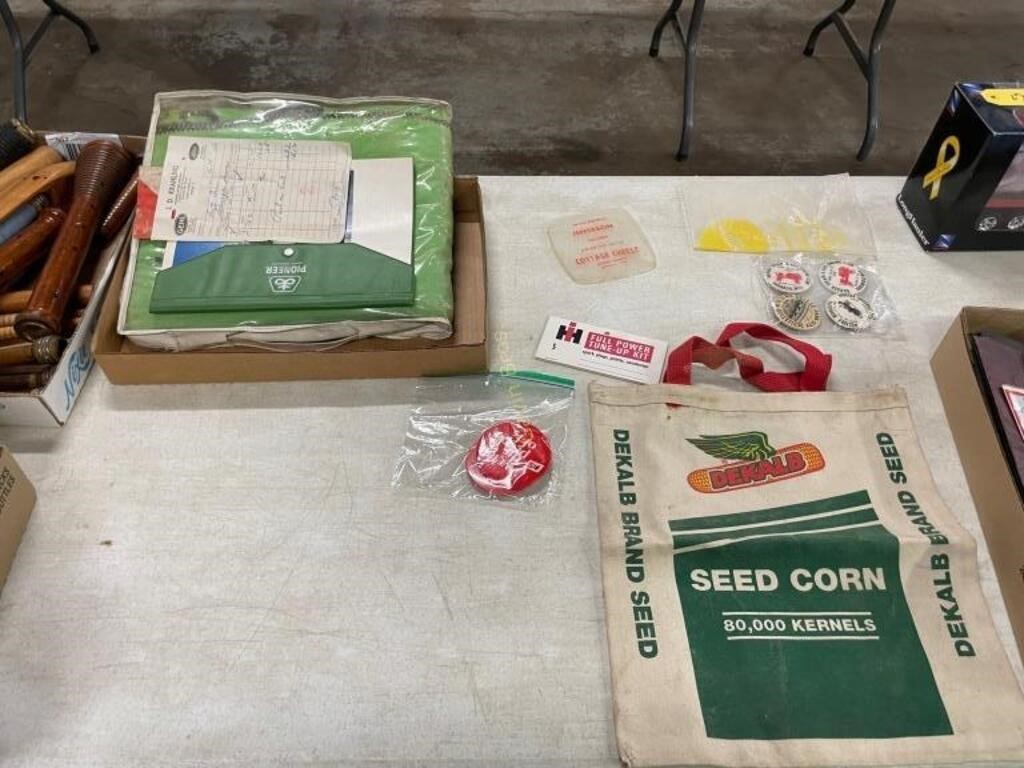 Dekalb Bag, Badger Steam Gas Pins, Seed Items