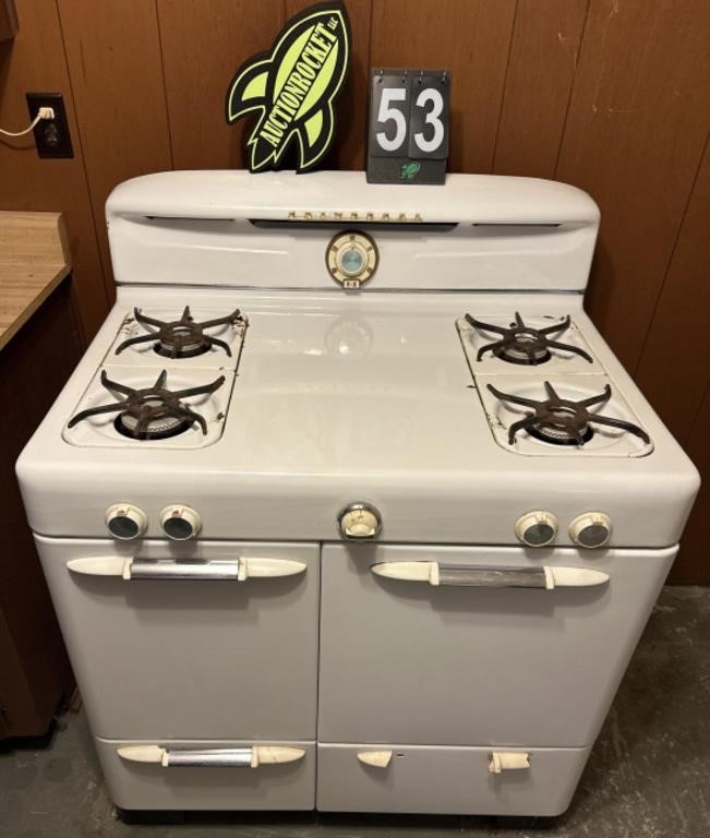 Vintage 1950’s Universal Gas Stove and Oven