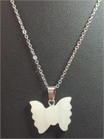 18-In stainless steel necklace with butterfly