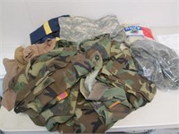 Lot of Army Clothes - Sizes Small/Regular &