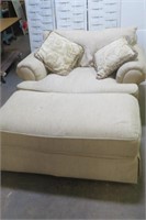 Sealy Over Size Chair & Ottoman