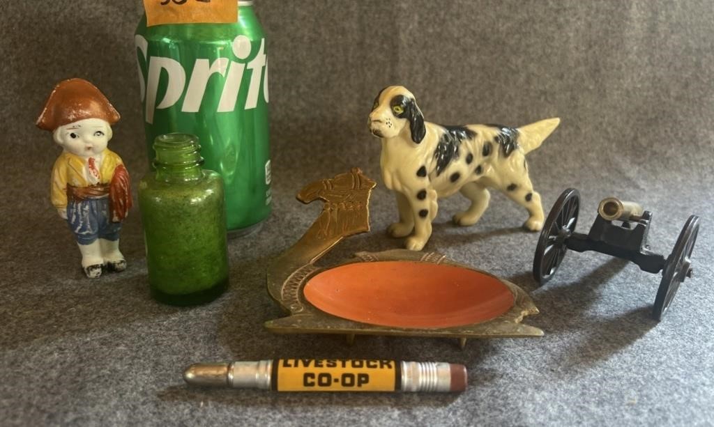 Trinkets and Treasures, Pointing Dog, Green Vase,