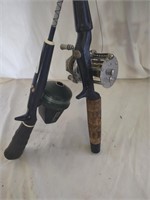 (2) Short Fishing Rods w/Reels