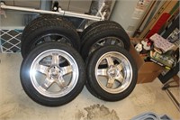 Set of Car 17" Car Tires with 302E Aluminum Wheels