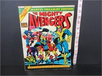 VINTAGE MARVEL OVERSIZE THE MIGHTY AVENGERS COMIC