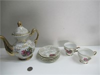 Tea Pot & Cups