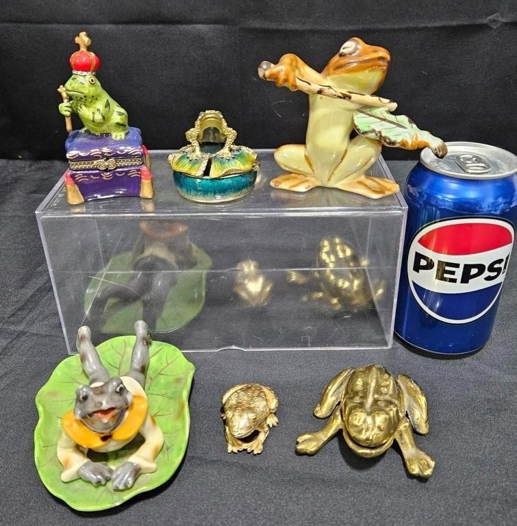 Collection of Frog Figurines - 2 Occupied Japan +