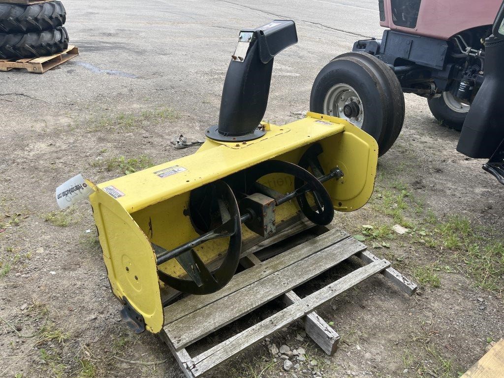 John Deere 47in Snow Blower