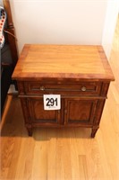Wood Side Table by Heritage Furniture (24x17x25")