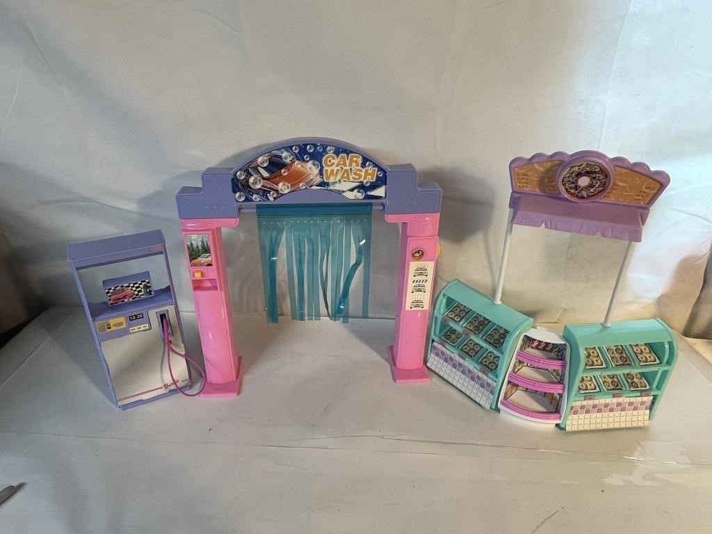 BARBIE GAS STATION & BAKERY